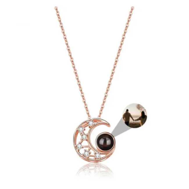 Vincere Moon Necklace