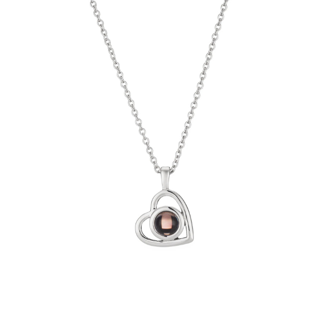 Vincere Heart Necklace